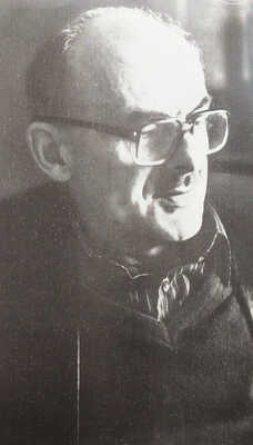 [Окуджава Б., автограф]. Окуджава Б. Свидание с Бонапартом. Роман / [Худ. Ю. Ващенко]. М.: Советский писатель, 1985.